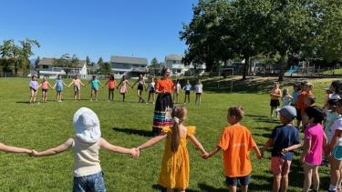 Mrs. Ellis leading jigging