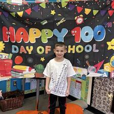 Student Celebrating 100 Day