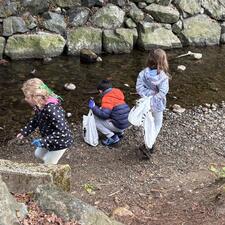 Students picking up garbage